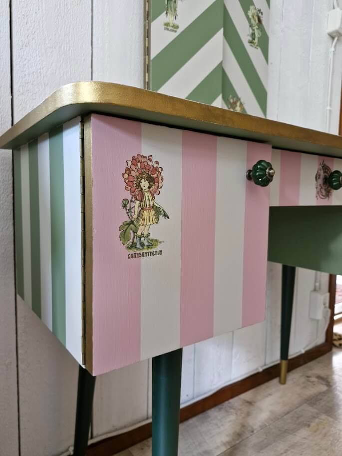 Kampauspöytä "Kukkaistyttö" - Image 9